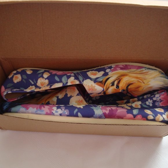 Ladies Yorkie canvas print shoes - Picture 5 of 5